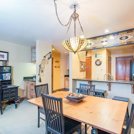 Etta Place Too 103 By Avantstay Close To Town The Slopes In Complex W Communal Pool Hot Tub